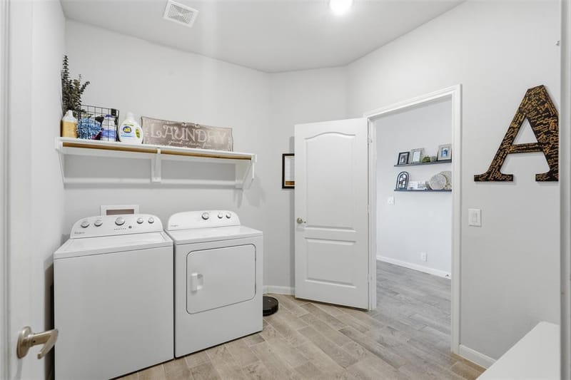 1032 Fairfax Drive, Godley TX 76044 - Photo 40