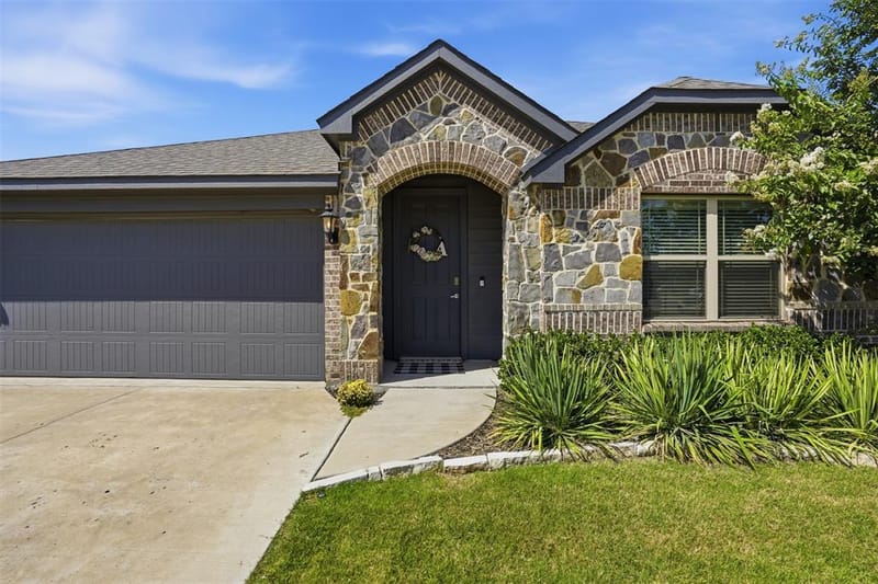 1032 Fairfax Drive, Godley TX 76044 - Photo 35