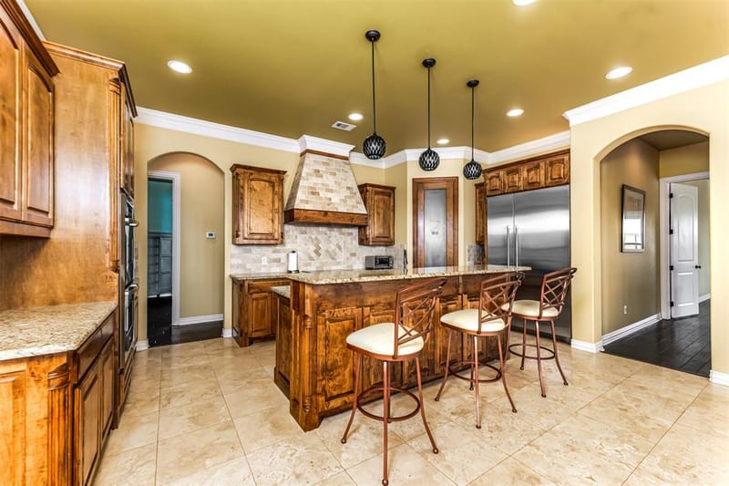 223 E Bay Drive, Bridgeport TX 76426 - Photo 8