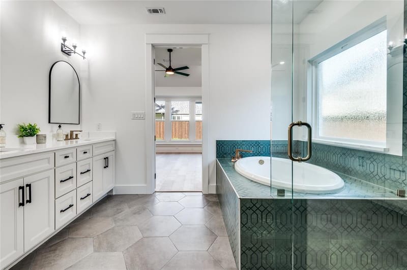 99 Kay Lane, Westworth Village TX 76114 - Photo 17