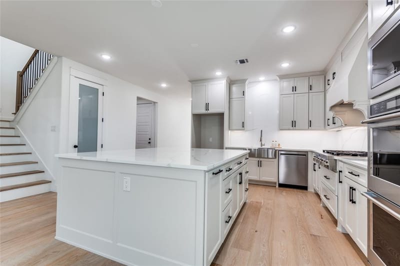 99 Kay Lane, Westworth Village TX 76114 - Photo 12