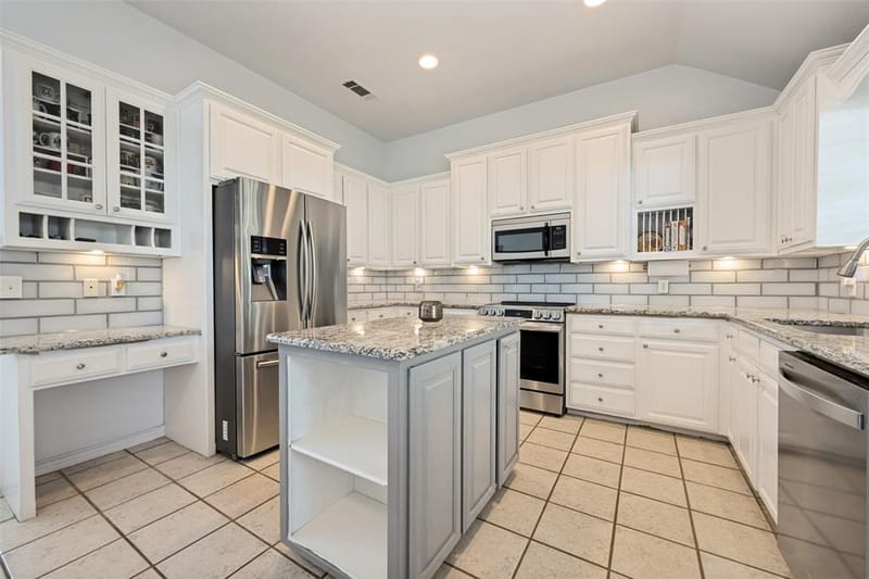 732 Charyl Lynn Drive, Argyle TX 76226 - Photo 12