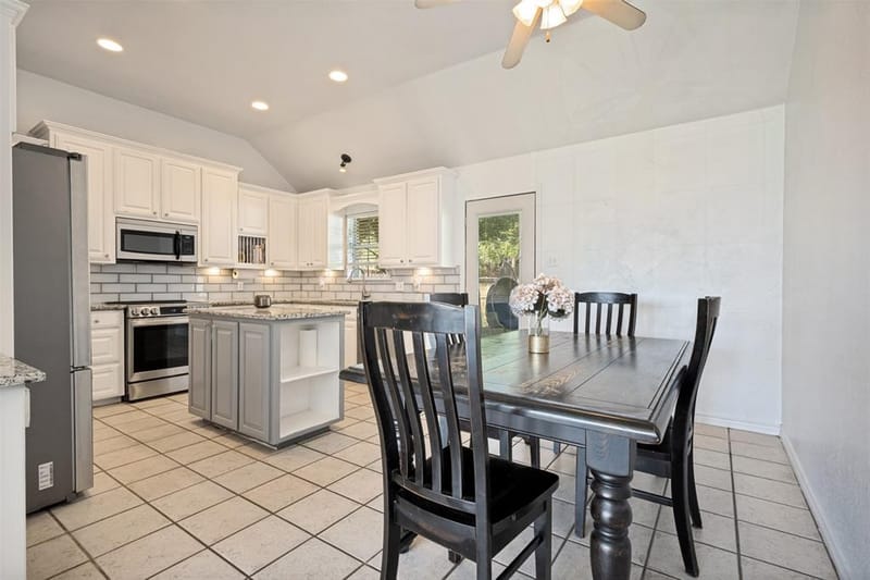 732 Charyl Lynn Drive, Argyle TX 76226 - Photo 14