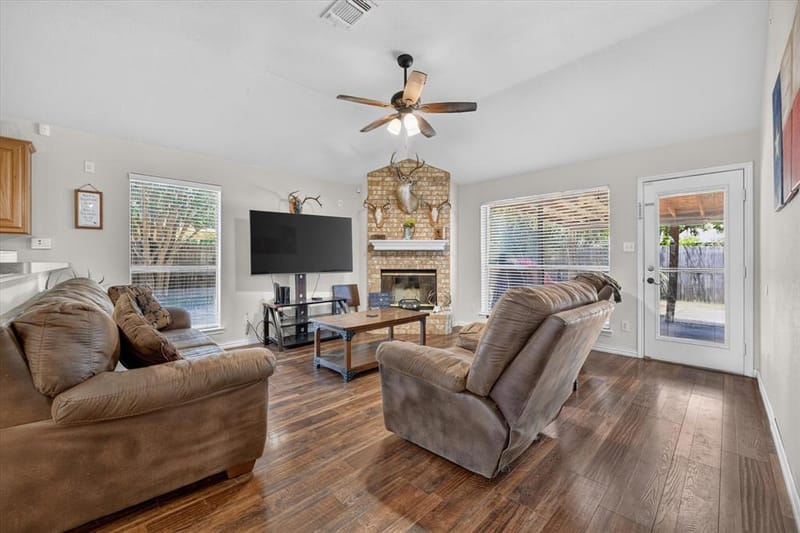 1144 Park Glen, Crowley TX 76036 - Photo 16