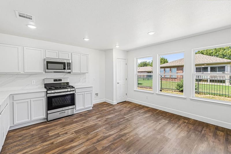 7737 Longaberger Drive, Frisco TX 75036 - Photo 12