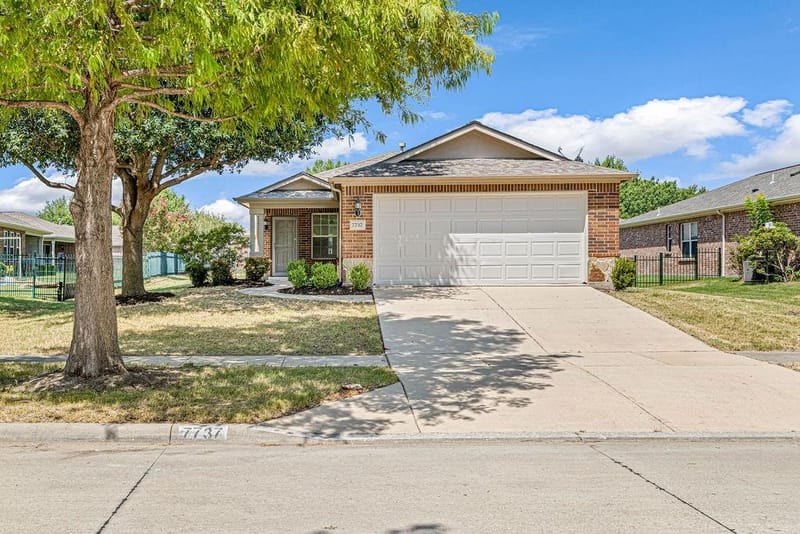 7737 Longaberger Drive, Frisco TX 75036 - Photo 34