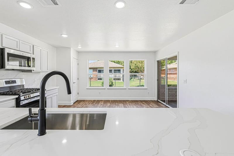 7737 Longaberger Drive, Frisco TX 75036 - Photo 14