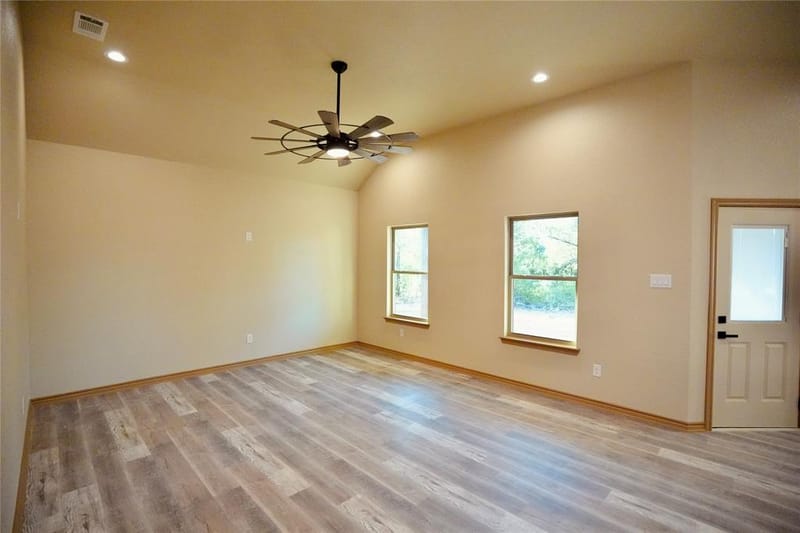 320 Summit Drive, Mineral Wells TX 76067 - Photo 12