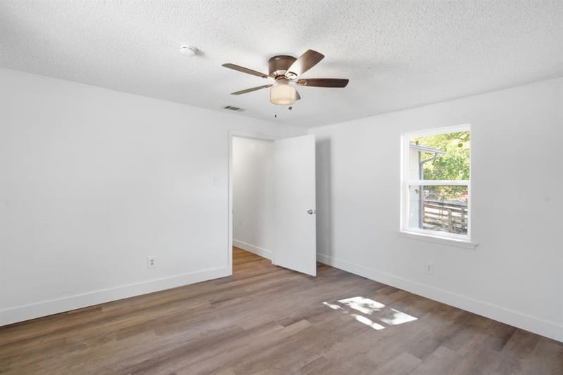 905 N Rusk Street, Weatherford TX 76086 - Photo 11