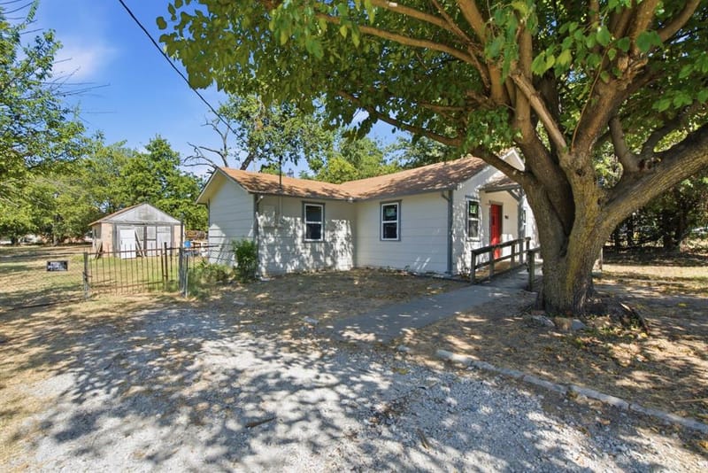 905 N Rusk Street, Weatherford TX 76086 - Photo 19