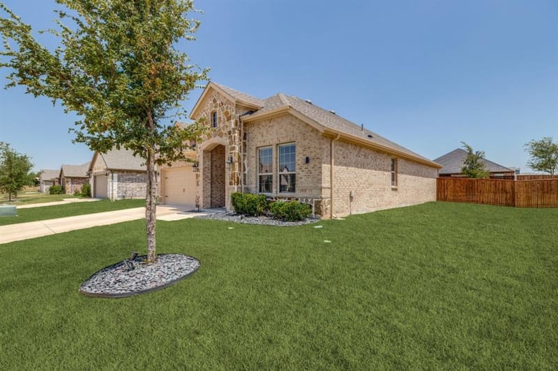 2805 Lilly Lane, Anna TX 75409 - Photo 3