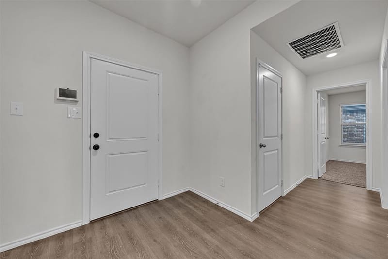 1748 Duskwood Drive, Lancaster TX 75146 - Photo 5
