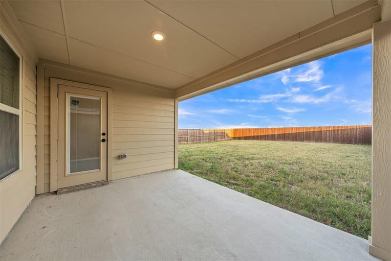 1748 Duskwood Drive, Lancaster TX 75146 - Photo 33