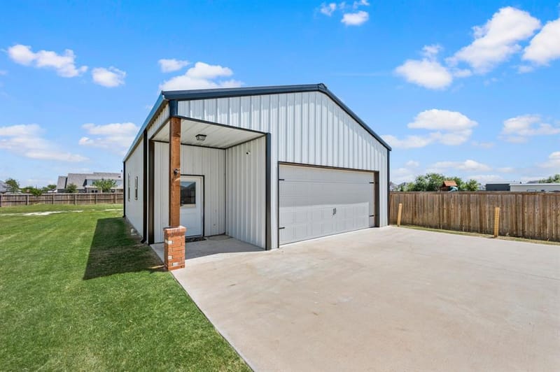 8908 Lazy Oak Drive, Justin TX 76247 - Photo 3