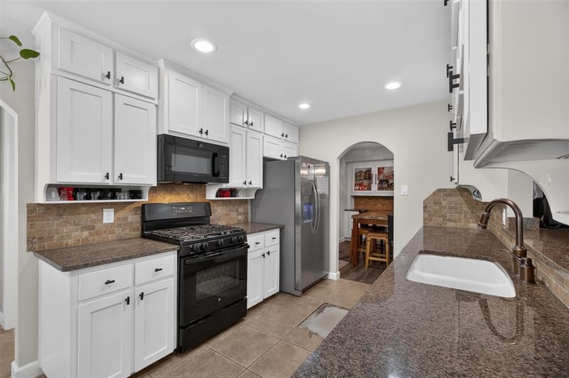 4509 Starlight Drive, Haltom City TX 76117 - Photo 11