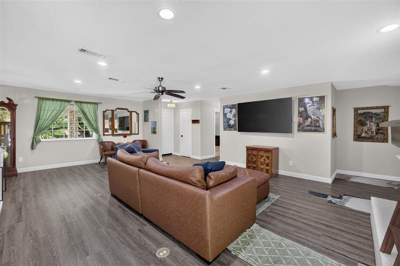 4509 Starlight Drive, Haltom City TX 76117 - Photo 8