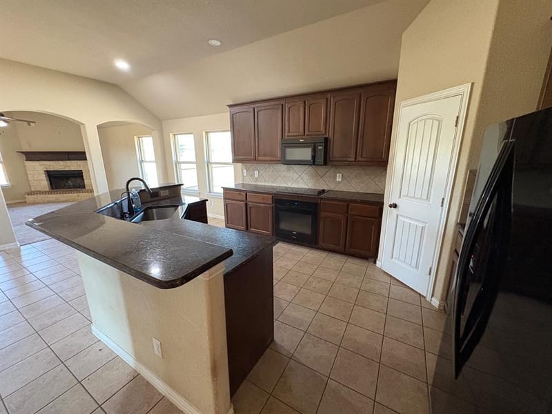 124 Brady Coleman Lane, Springtown TX 76082 - Photo 7