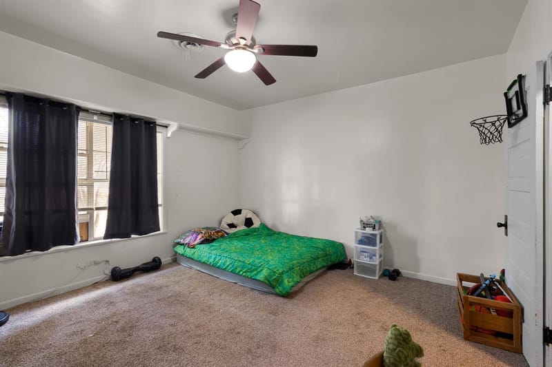 301 W Nelson Street, Bowie TX 76230 - Photo 16