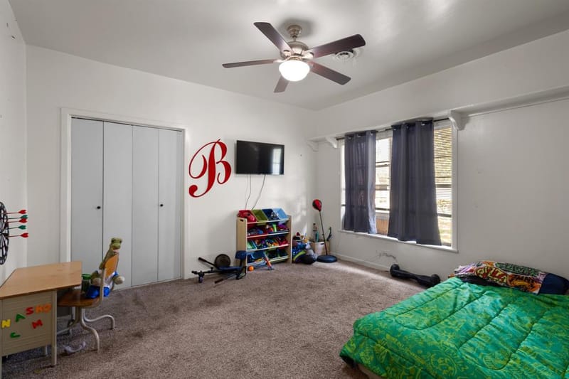 301 W Nelson Street, Bowie TX 76230 - Photo 18