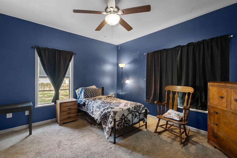 301 W Nelson Street, Bowie TX 76230 - Photo 21