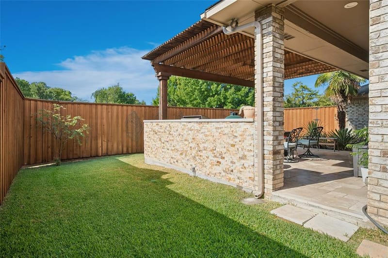 15628 Golden Creek Road, Dallas TX 75248 - Photo 22