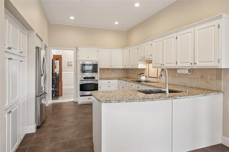 15628 Golden Creek Road, Dallas TX 75248 - Photo 9