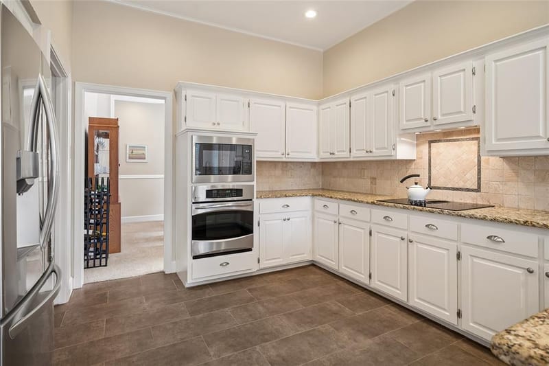15628 Golden Creek Road, Dallas TX 75248 - Photo 10