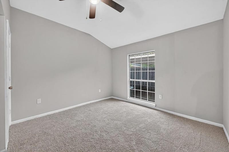 538 Pemberton Hill Road, Dallas TX 75217 - Photo 9