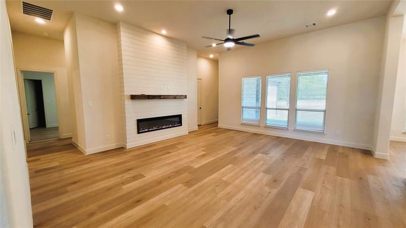 6841 Southrock Drive, Midlothian TX 76065 - Photo 8