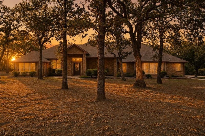 834 Cougar Road, Lipan TX 76462