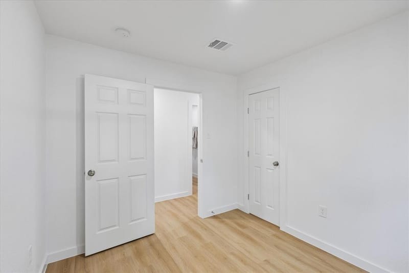 5054 Corrigan Court, Dallas TX 75241 - Photo 26