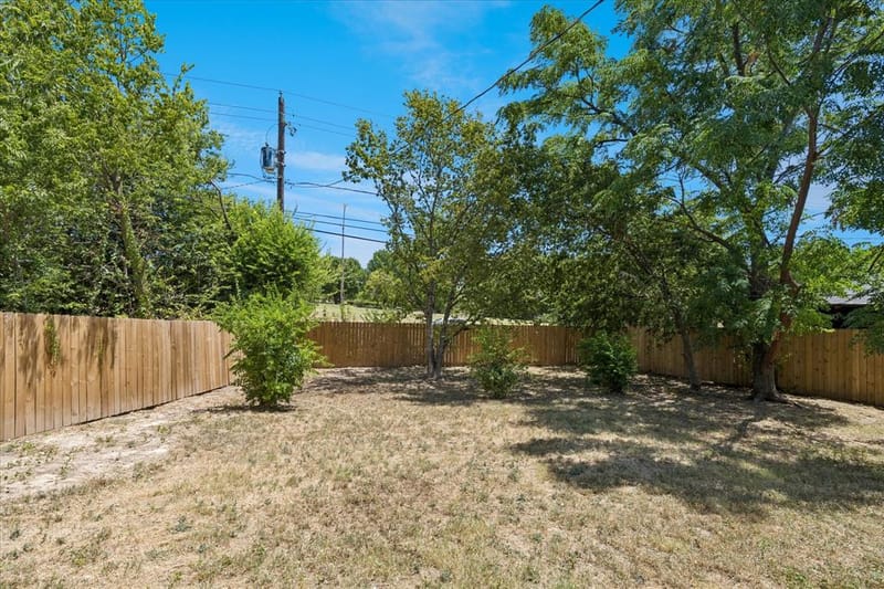 5054 Corrigan Court, Dallas TX 75241 - Photo 22