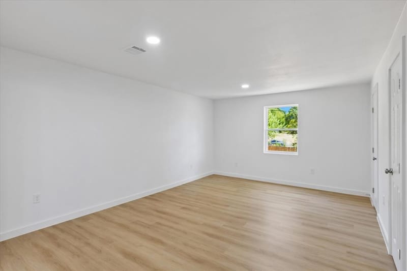 5054 Corrigan Court, Dallas TX 75241 - Photo 7