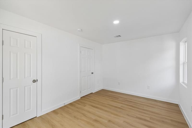 5054 Corrigan Court, Dallas TX 75241 - Photo 28