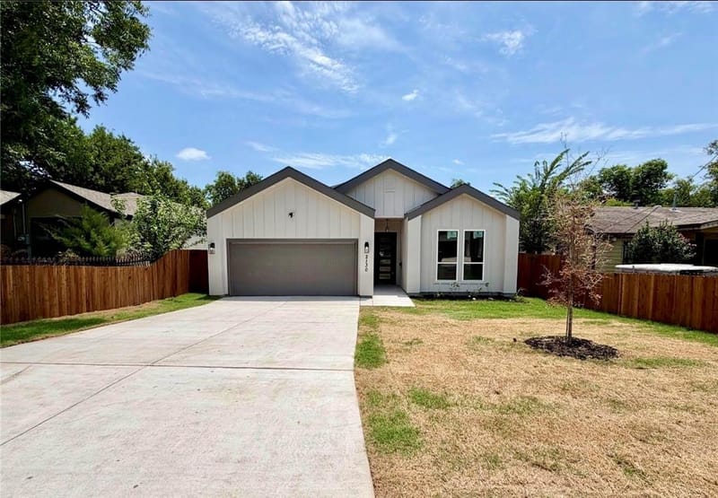 2130 Custer Drive, Dallas TX 75216