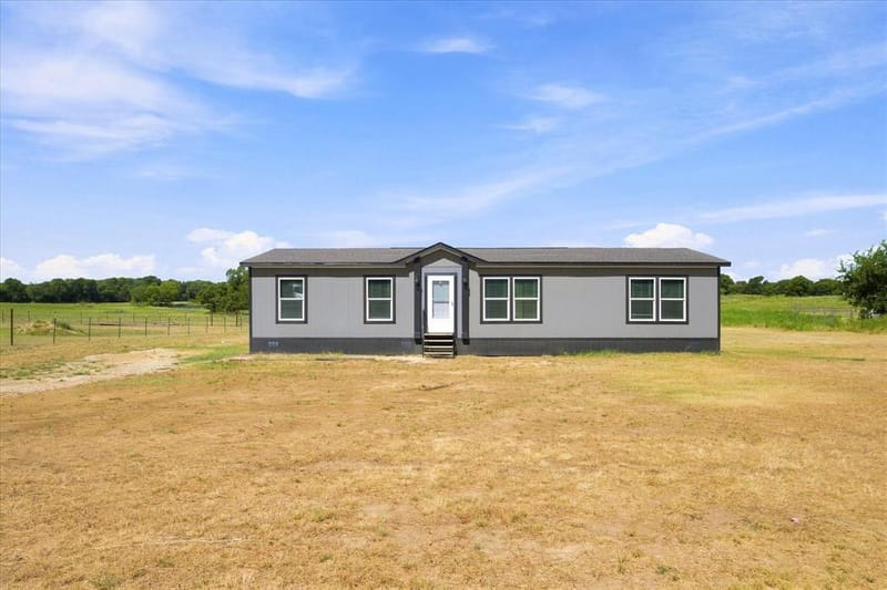 60 County Road 4731, Cumby TX 75433