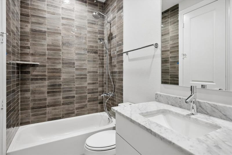 4074 Oak Circle, Addison TX 75001 - Photo 8