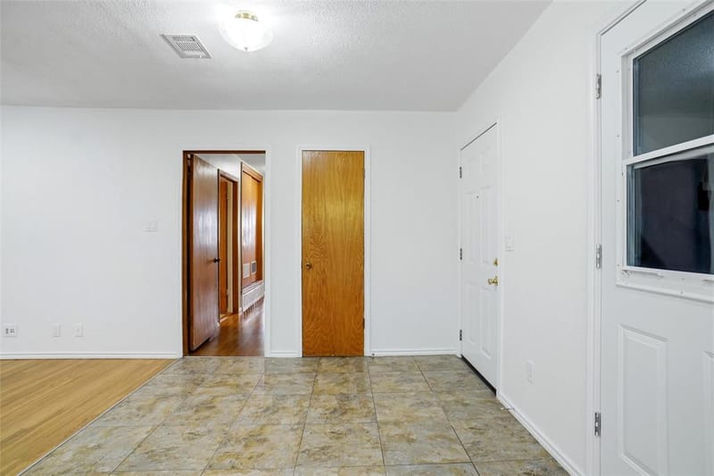 513 Kelly Terrace, Arlington TX 76010 - Photo 8