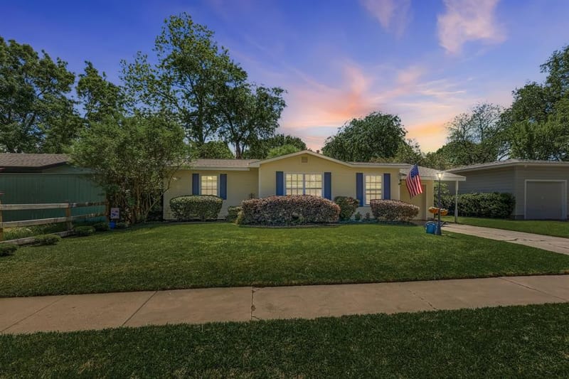 1204 Lyndale Drive, Arlington TX 76013
