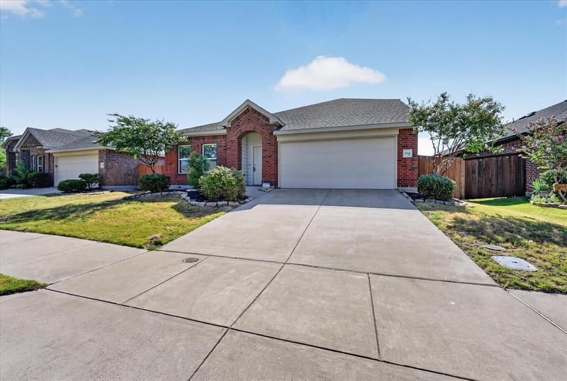 2110 Danibelle Drive, Forney TX 75126 - Photo 3