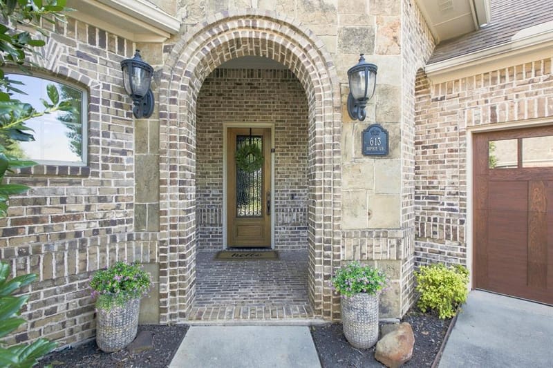 613 Sophie Lane, Colleyville TX 76034 - Photo 2