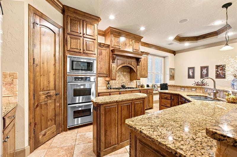 613 Sophie Lane, Colleyville TX 76034 - Photo 9