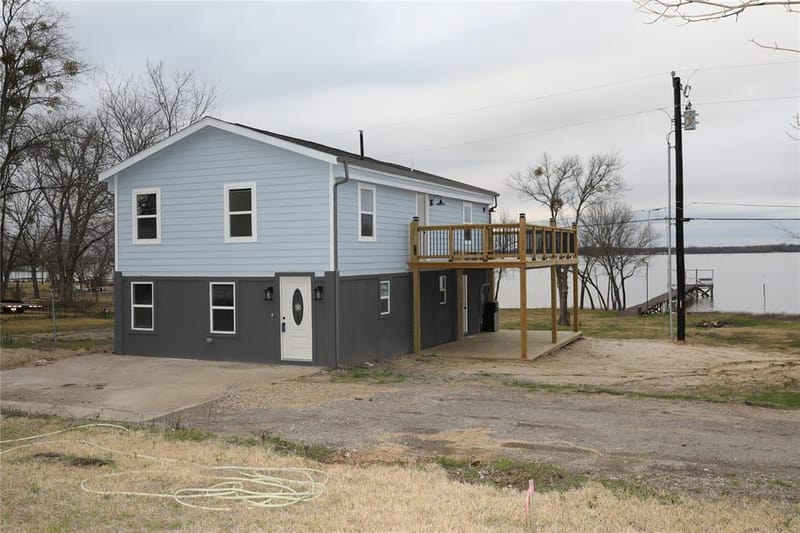 1020 Crazy Horse, Quinlan TX 75474 - Photo 2