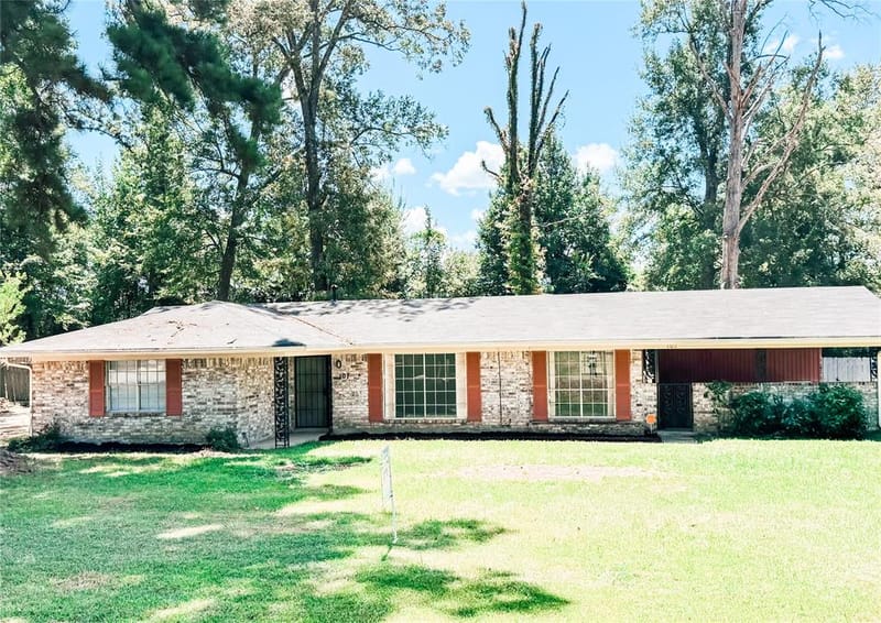 107 HICKORY HOLLOW DR, Haughton LA 71037