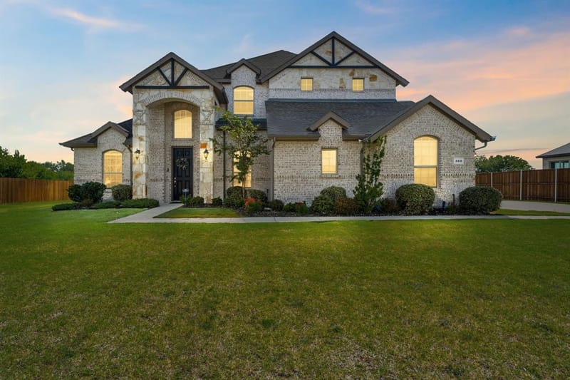 360 Crystal Lake Lane, Red Oak TX 75154