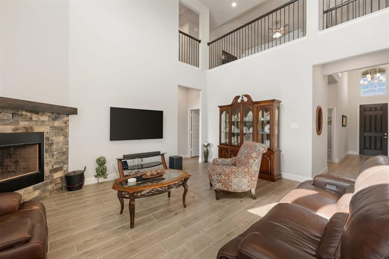 360 Crystal Lake Lane, Red Oak TX 75154 - Photo 18