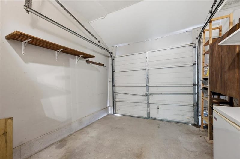 10611 Hermosa Drive, Dallas TX 75218 - Photo 27