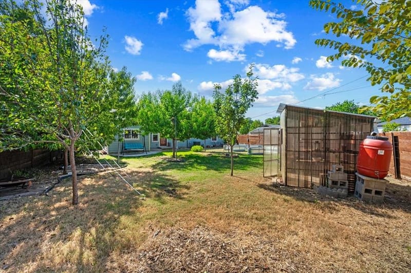 10611 Hermosa Drive, Dallas TX 75218 - Photo 35