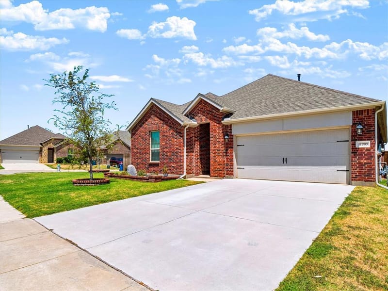11203 Hawks Landing Drive, Aubrey TX 76227 - Photo 2