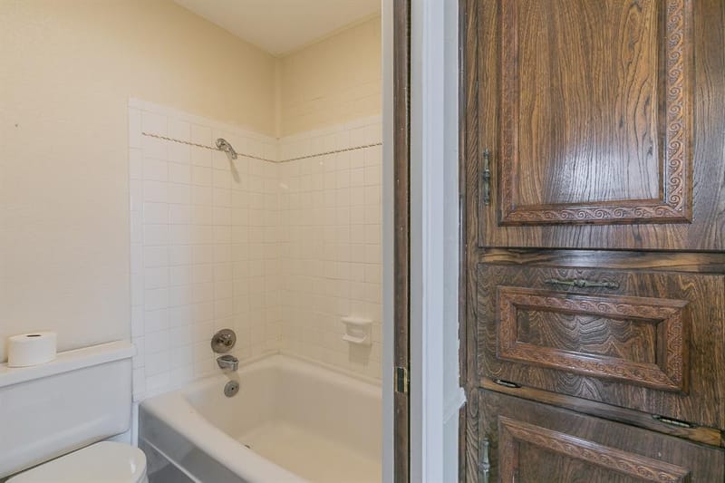 2807 Summit View Drive, Bedford TX 76021 - Photo 29